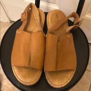 Born Light Brown Leather Sandals